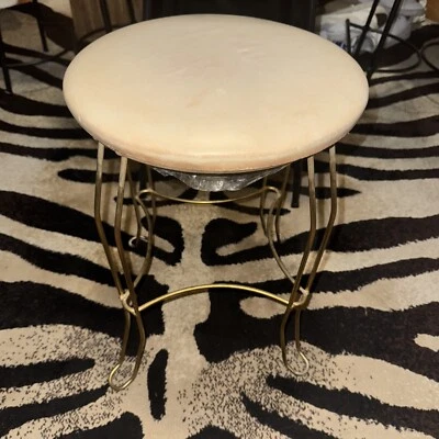 Taburete tocador vintage de metal dorado mediados de siglo Hollywood Regency vinilo marfil Foto 1 de 4