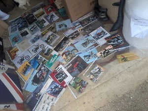 40+ Folletos de venta de motocicletas Deaker GS1000 RGV250 GS1100 Bandit LOTE DE TRABAJO RAD - Imagen 1 de 24