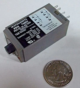 Relé temporizador eléctrico Matsushita PDX-2C-1S-AC120V con perno ajuste 0,1-1 segundos - Imagen 1 de 2