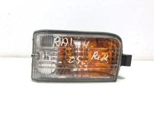 TOYOTA RAV 4 II A2 Indicatore di direzione anteriore sinistro E139799 2.00 Diesel 85kw 2004 24712401 - Foto 1 di 3