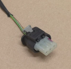 New BMW F20 F22 F30 F31 F32 F36 F01 F15 F16 Parking Sensor Plug Front Side PMA - Picture 1 of 11