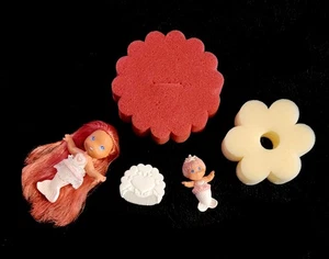 Difícil de encontrar De colección Kenner Sea Wees 1984 Burbuja Ballet Satén Sirena Bebé Remolino Peine Esponja - Imagen 1 de 24