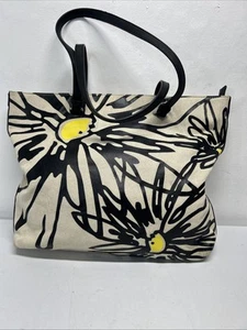 Reed Black And White Daisy Canvas Tot/ Purse. Excellent Pre Owned Condition - Picture 1 of 5