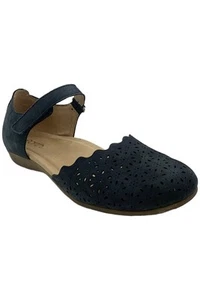 Earth Leather Perforated Mary-Janes Brynn Navy - Picture 1 of 3