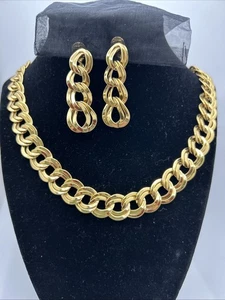 Conjunto de collar y pendientes de clip de cadena de doble eslabón tono dorado Monet de colección - Imagen 1 de 9