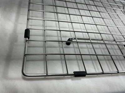 Rejilla de fregadero de acero inoxidable 28,75” x 15 3/4” parachoques y pies acolchados Foto 1 de 4