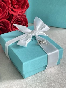 Tiffany Paloma Picasso Loving Heart Earrings Sterling Silver with Box NEW $575 - Picture 1 of 14