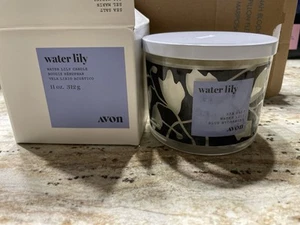 NEW in Box Avon 3-Wick Candle  Water Lily scent - Picture 1 of 4