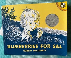 ROBERT MCCLOSKEY. BLUEBERRIES FOR SAL. PICTURE PUFFIN. PAPERBACK. 2016 - Picture 1 of 11