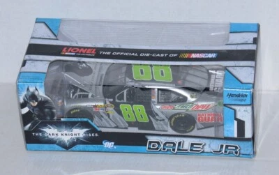 Coche fundido a presión Nascar 1/24 Dale Earnhardt Jr 2012 Impala #88 Diet Dew Dark Knight Foto 1 de 3