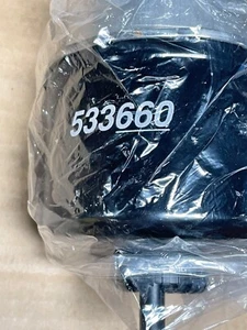 WIX 33660 Keyway Style Fuel Filter - Picture 1 of 3