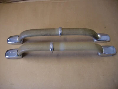 PAR DE MANIJAS DE AGARRE JAGUAR DAIMLER SERIE 1 Y PRIMERAS SERIES 2 XJ6 XJ12 Foto 1 de 4