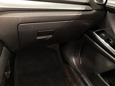 Guantera usada se adapta a: Mazda CX-9 2018 grado A Foto 1 de 4