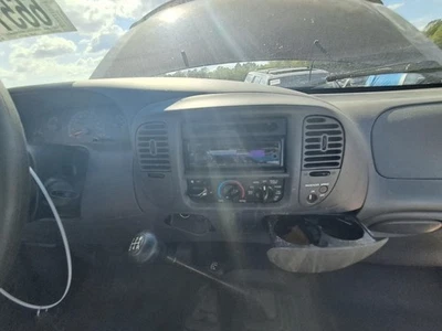 Control de temperatura Heritage con CA para camioneta Ford F150 99-04 2678300 Foto 1 de 4