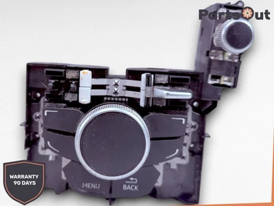 AUDI A3 QUATTRO 2015-2016 - MMI unidad de control central 8V0919614P Foto 1 de 4