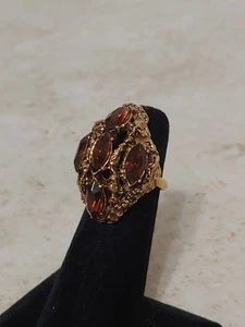 Anillo Vintage VOGUE Marquesa Ámbar Vidrio Piedras Firmado Tono Dorado Ajustable - Imagen 1 de 13