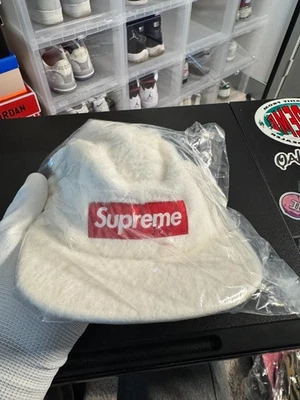 Gorra de campamento de piel sintética SUPREME gorra BLANCA ajustable con correa ¡NUEVA! ¡F/W 19 Hecho en EE. UU.! Foto 1 de 4