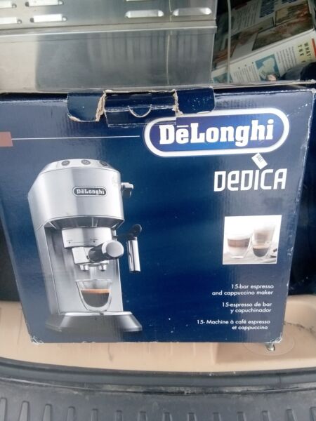 Delonghi EC680.M Coffee Machine (no Longer Working - parts only)] Photo Related