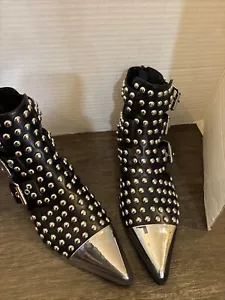 Free People Jeffrey Campbell Kait Nieten Stiefelette Cutout Schnalle schwarz Größe 6 - Bild 1 von 6