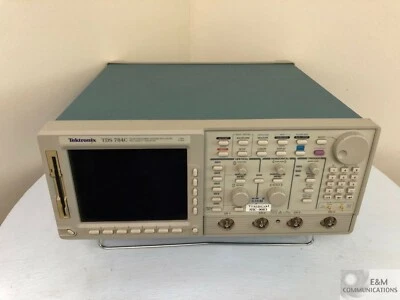 Osciloscopio digitalizador TDS 784C TEKTRONIX 4 CANALES INSTAVU ADQUISICIÓN SER# B011099 Foto 1 de 4