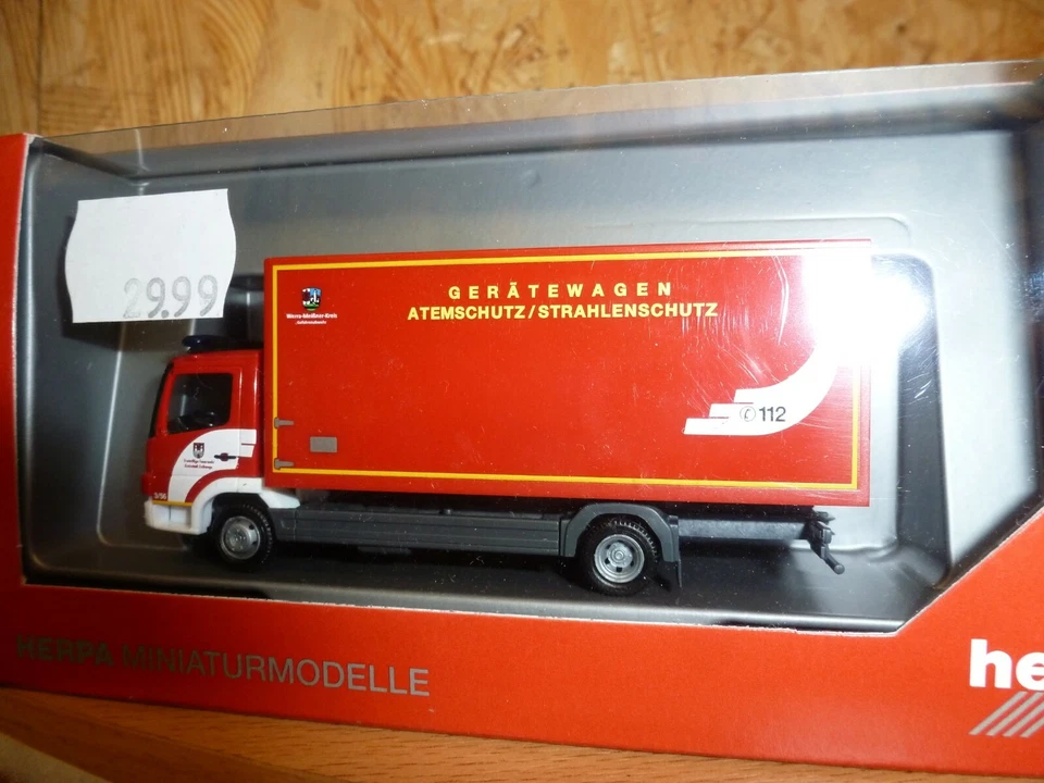 Herpa, Mercedes-Benz Atego Camion Della Casella " Feuerwehrnr. 090407 Nuovo, - Immagine 1 di 1