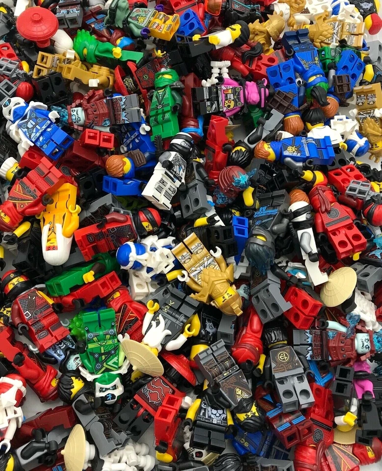 LEGO NEW NINJAGO NINJA 1 RANDOM  FIGURE  MINIFIGURE JAY ZANE KAI COLE MASTER WU - Image 1 of 1