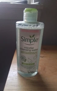 Simple Kind To Skin Micellar Cleansing Water 200 ml - Picture 1 of 1