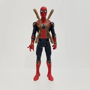 Hasbro: Avengers Infinity War - Iron Spider mit Infinity Stone 6" Figur - Bild 1 von 11