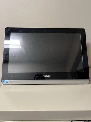 Computadora de escritorio todo en uno Asus - Imagen 1 de 4
