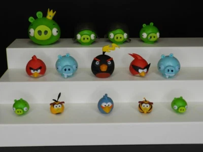 Lot 14 Angry Birds KNEX Rovio Figures Bomb Red & Blue Bird Bubbles Ice Pig+ 2009 - Image 1 of 4