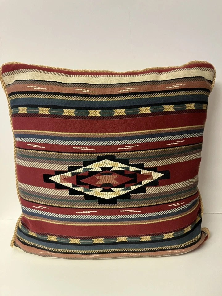 VINTAGE Waverly Southwestern Aztec Throw Pillow Multicolor Geometric 15’’ x 15’’ - Imagem 1 de 4