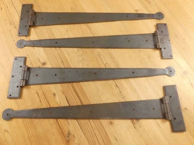 4 ENORMES Correa Bisagras en T Camiseta Redonda Puerta Primitiva Rústica Medieval Hierro Grande Foto 1 de 4