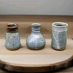 Lot of 3 small Handmade Ceramic Art Pottery bud vase cups speckled, drip glaze. - Picture 1 of 8