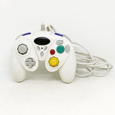 Madcatz Wired Gamecube Controller - Free Shipping Included! - Image 1 of 4