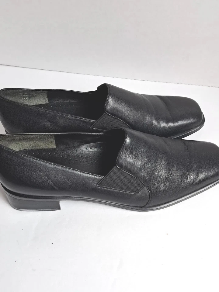 Trotters Women’s Black Dress Wedge Pump Slip On Made - Brazil Size 6 - 37 See De - Image 1 of 4