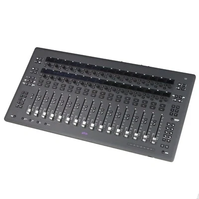 Superficie de control Avid Pro Tools S3 Foto 1 de 2