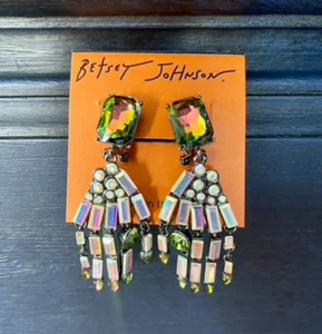 NUEVO CON ETIQUETAS Betsey Johnson Halloween Brillante Ghoul Esqueleto Manos Araña Pendientes! - Imagen 1 de 3