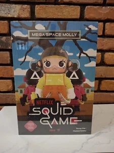 MEGA SPACE MOLLY 400% + 100% Squid Game -Young Hee - Picture 1 of 7