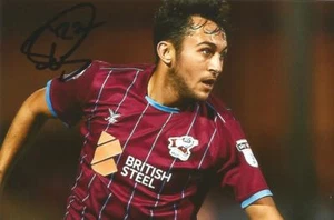 SCUNTHORPE: LEVI SUTTON SIGNED 6x4 ACTION PHOTO+COA - Picture 1 of 1