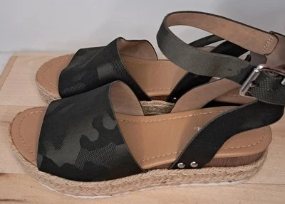Sandalias SODA CAMO EE. UU. Talla 10M Punta Abierta Hebilla Tobillo Correa Alpargatas Plataforma  Foto 1 de 4