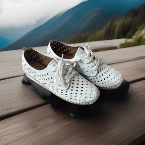 Copper Key Womens Sandbar Shoes Size 8. White Leather Laser Cut Casual NWO Box - Picture 1 of 12