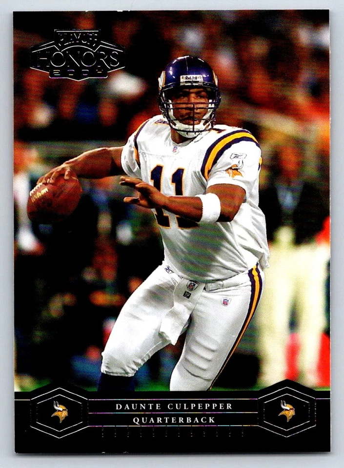 2004 Playoff Honors 52 Daunte Culpepper    Minnesota Vikings Football Card - Image 1 of 2