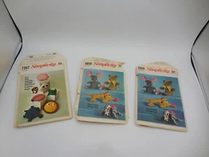 3 Vintage Simplicty Schnittmuster Stofftiere Kuschelkissen Pyjamataschen - Bild 1 von 3