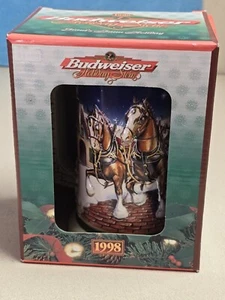 Christmas 1998 Budweiser Holiday Beer Stein Grant's Farm Holiday (CS343) - Picture 1 of 8