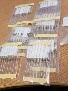 RESISTOR KIT S21: 100pcs / 10 diff Values /1/4w /5%/C/F - Picture 1 of 1