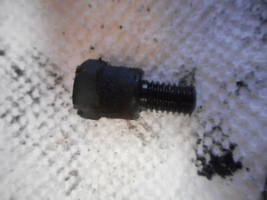 Mercedes Benz Ponton 180D OM636 Bosch Venting Screw on Injection Pump breather - Picture 1 of 10