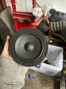BMW HARMAN KARDON MID RANGE LOUDSPEAKER - 65132622518  - Picture 1 of 3