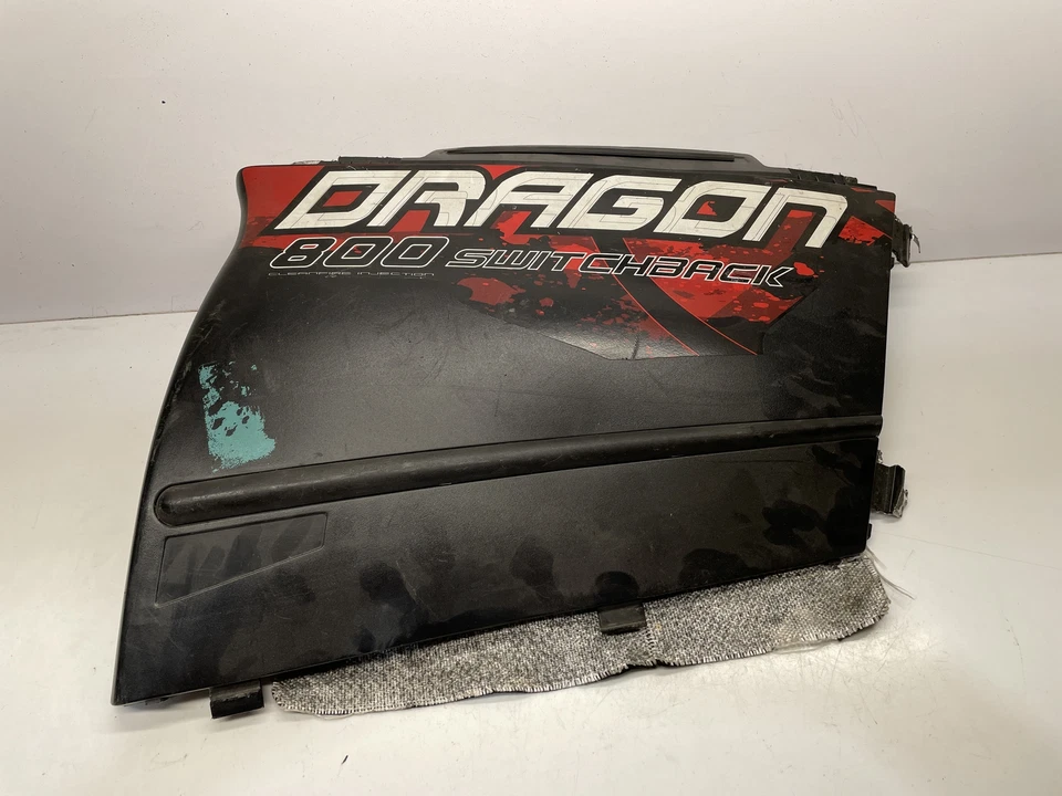 Conjunto de panel lateral, derecha - Polaris 800 Switchback 2010 Foto 1 de 4