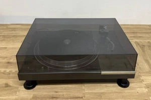 Tocadiscos Technics SL-1100 Sistema de reproductor de accionamiento directo - Imagen 1 de 8