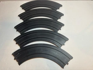 5 Life-Like 9" Curve HO Slotcar Track  - Bild 1 von 2